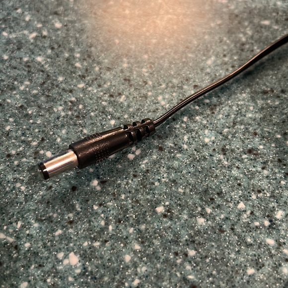 AHEAD AC Adapter Plug Model ADC 2400500 - Picture 3 of 4